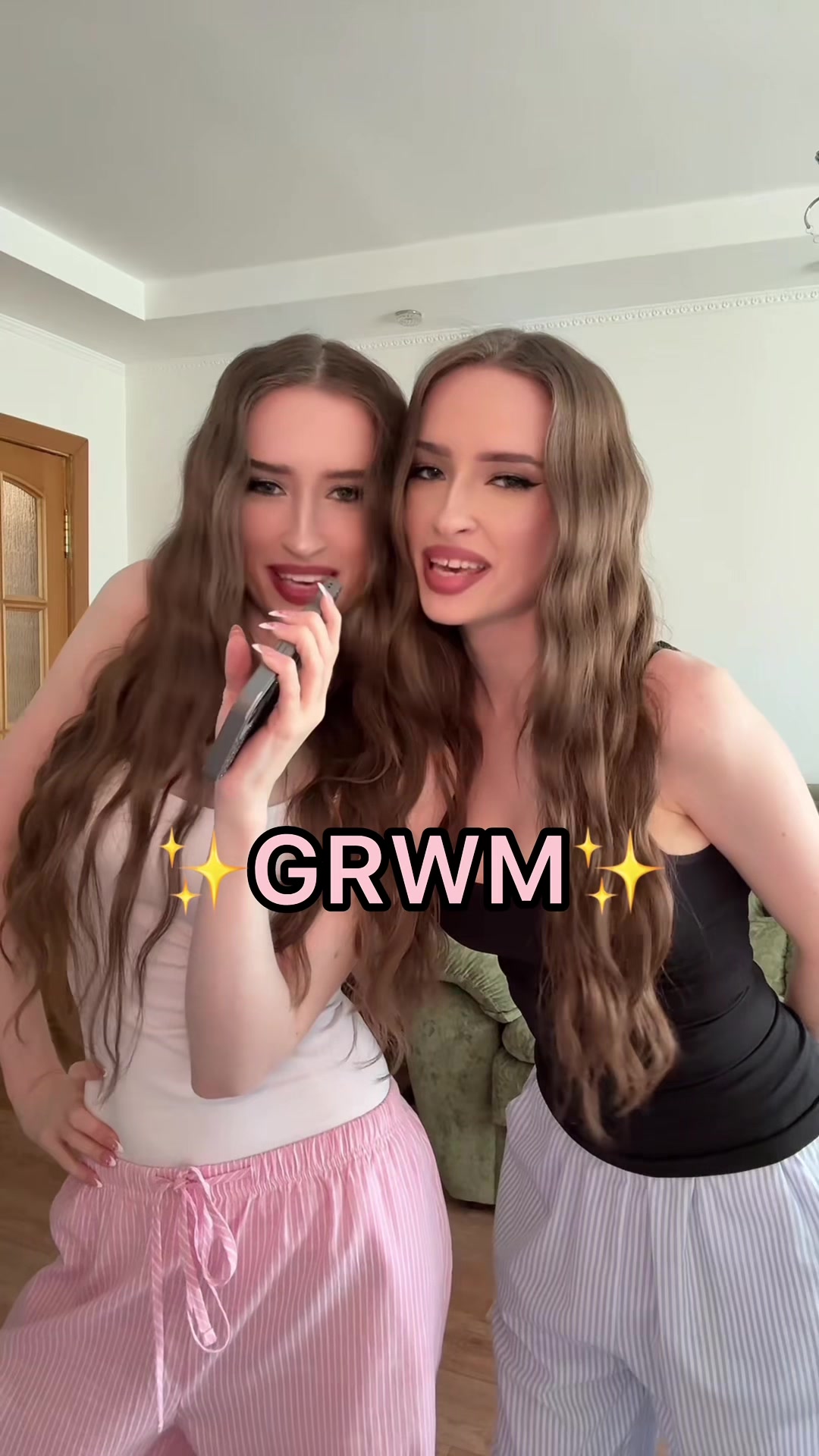 @AlinaandKristinaa