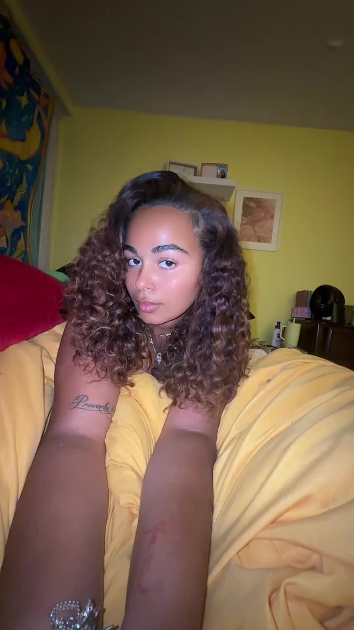 @T
