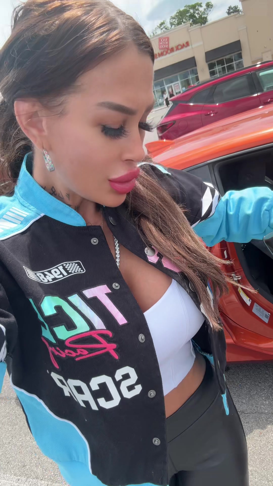 @LennaHorvath