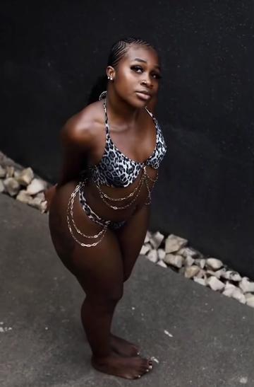 @Xxssive Curves