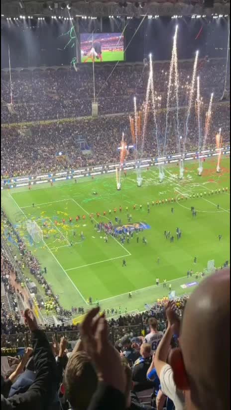 @Monicuccia🖤💙