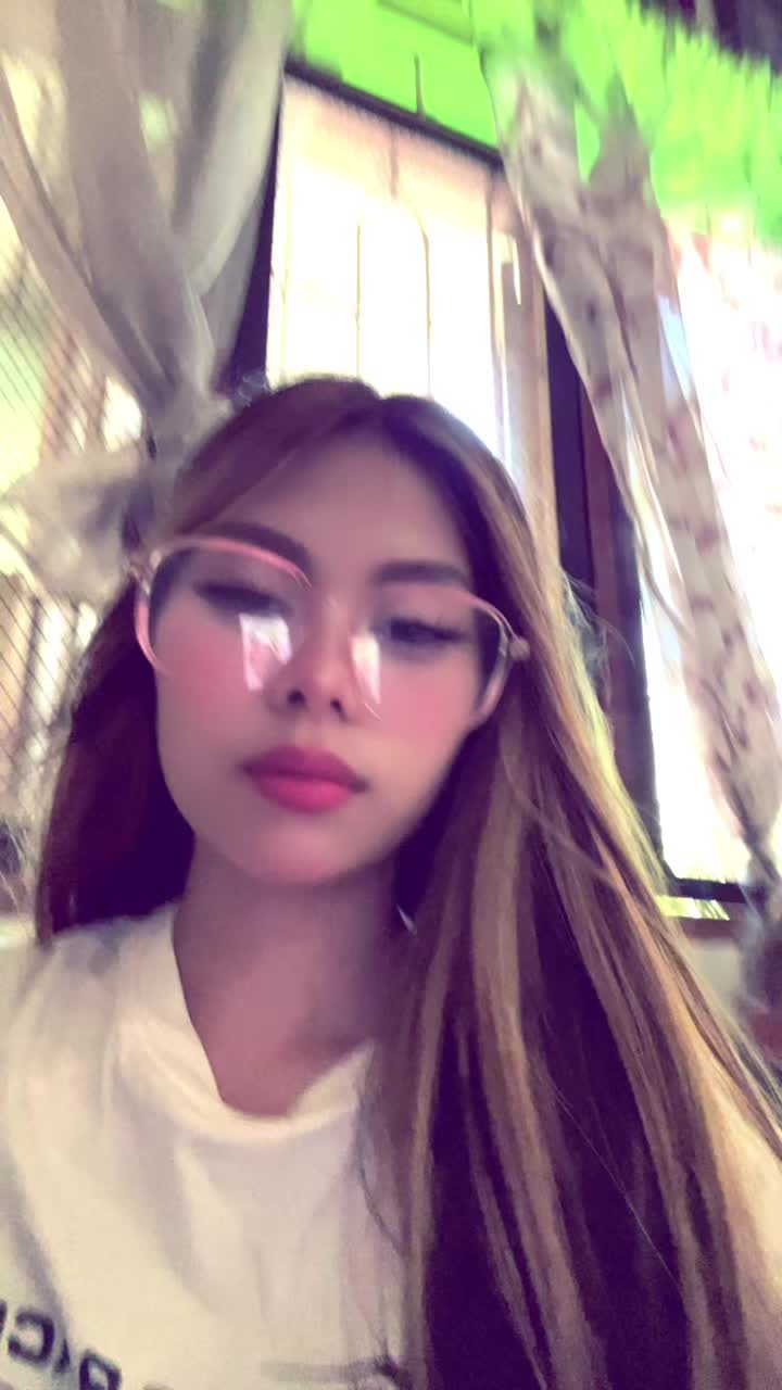 @Valerie 🇵🇭