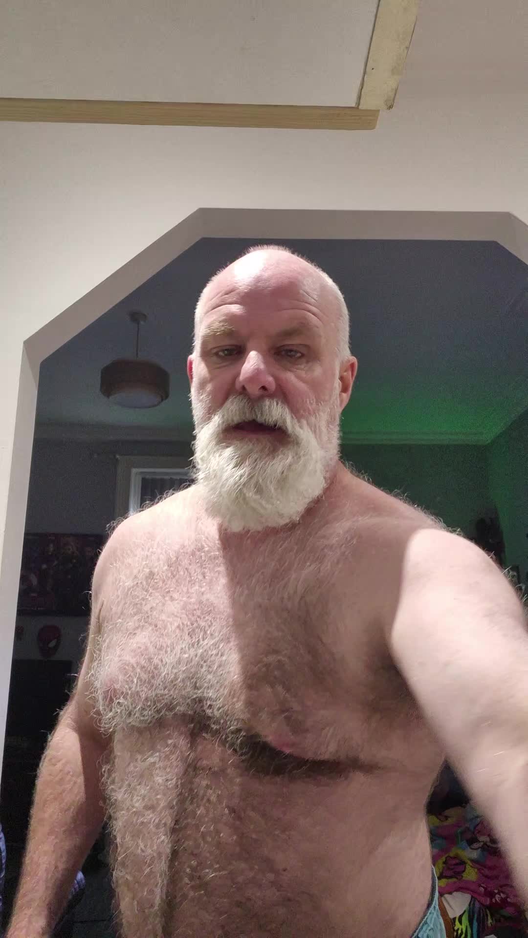 @graemeseath