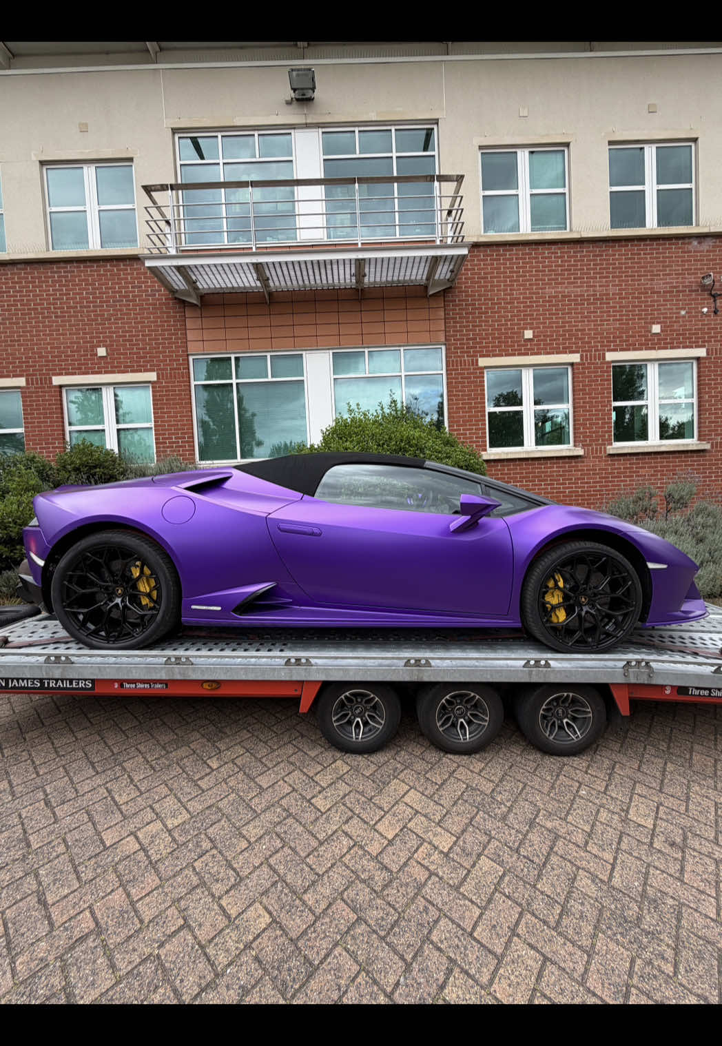 @Royal Rentals