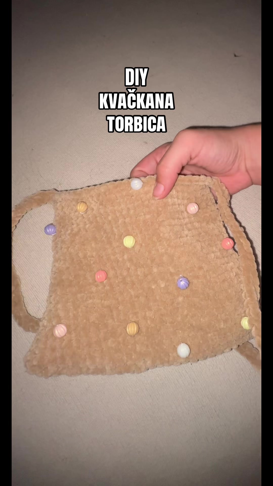 @Lara Juvančič