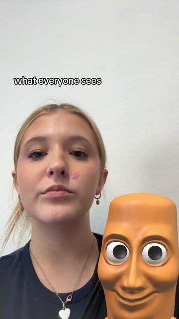 @_e1iii._