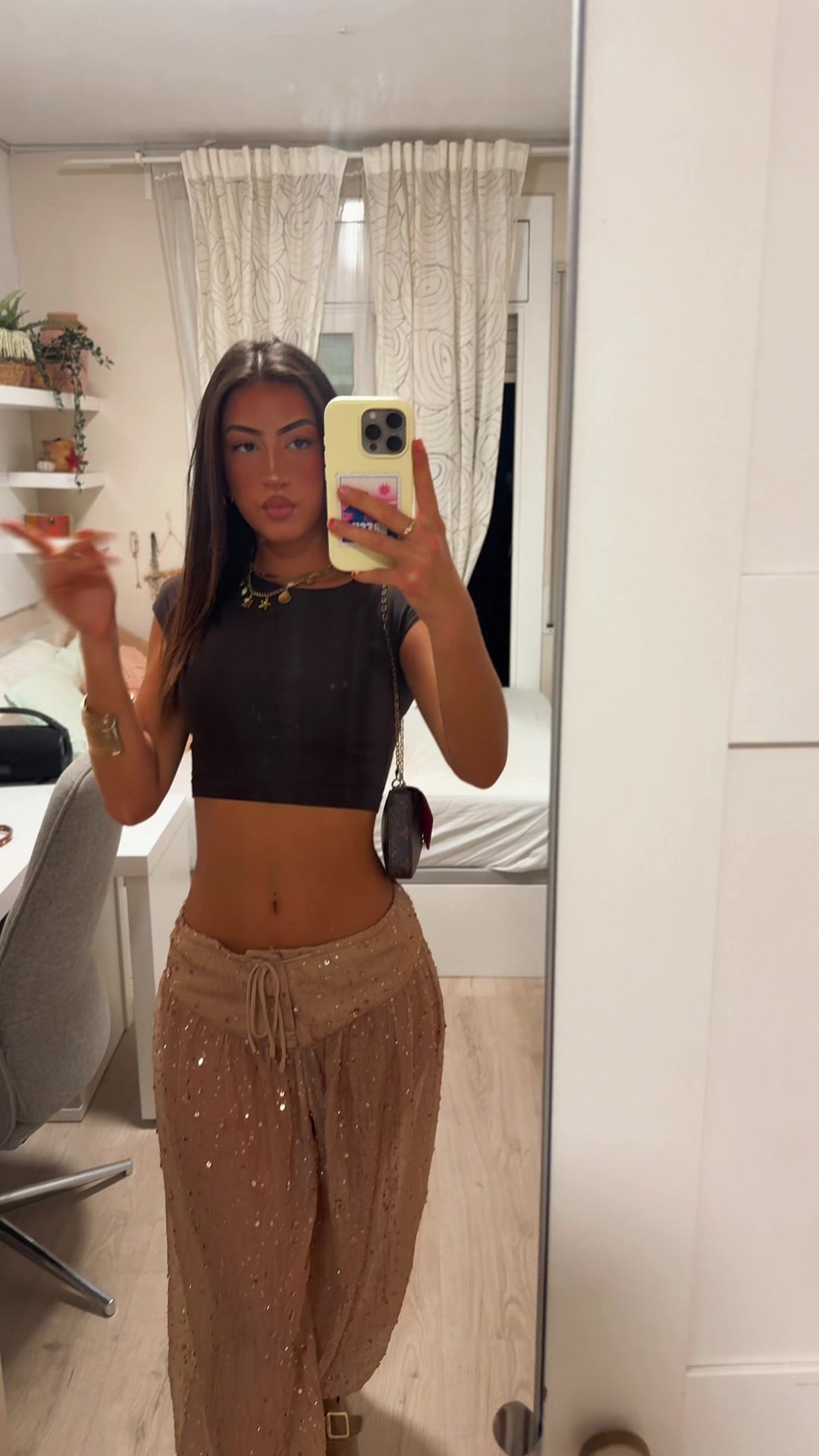 @AINARA DÍAZ
