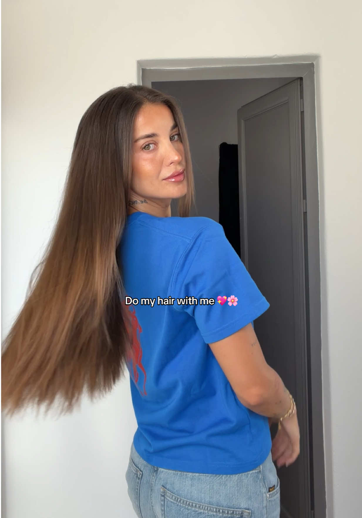 @Antzela🦋