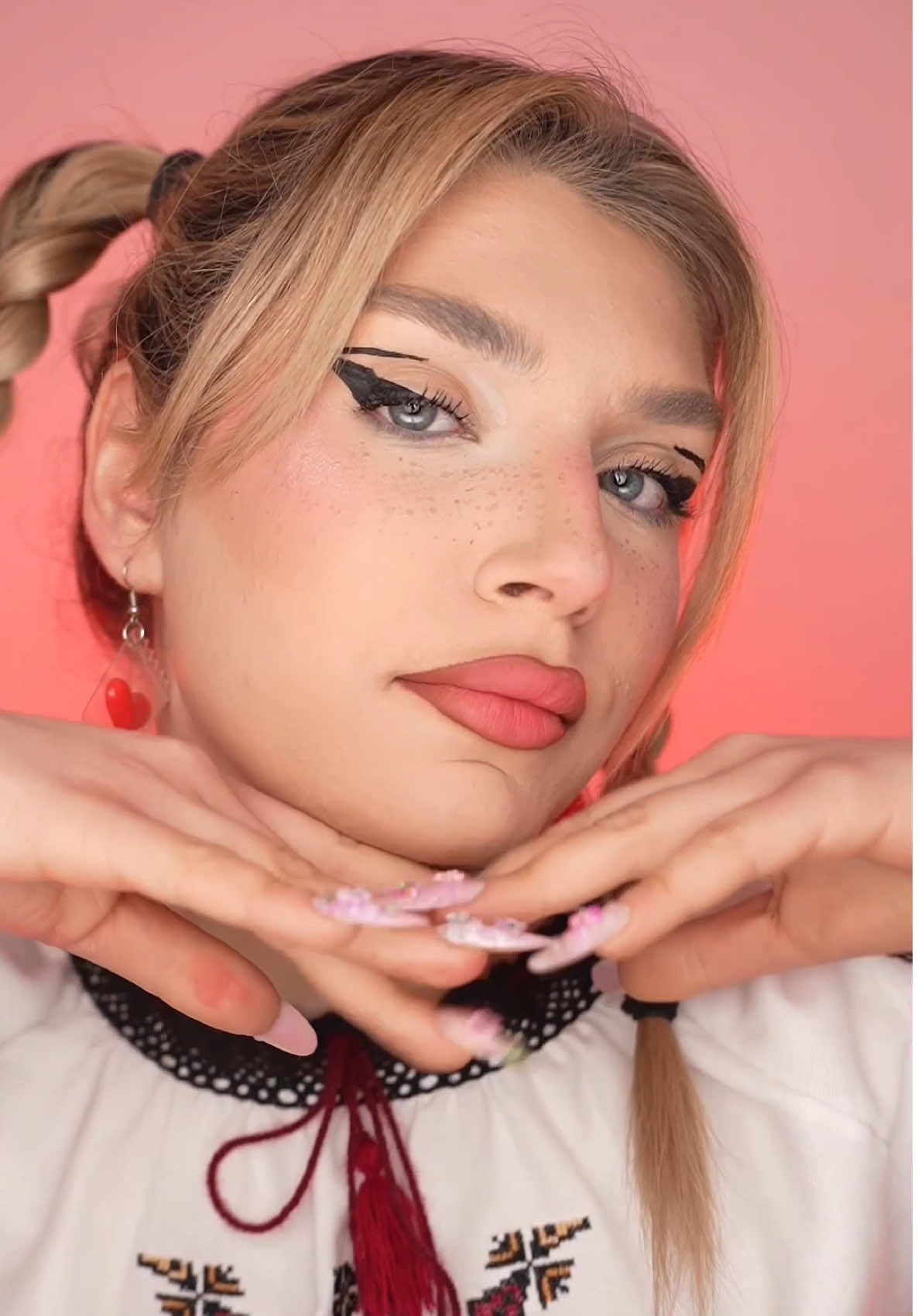 @Makeup_Miru