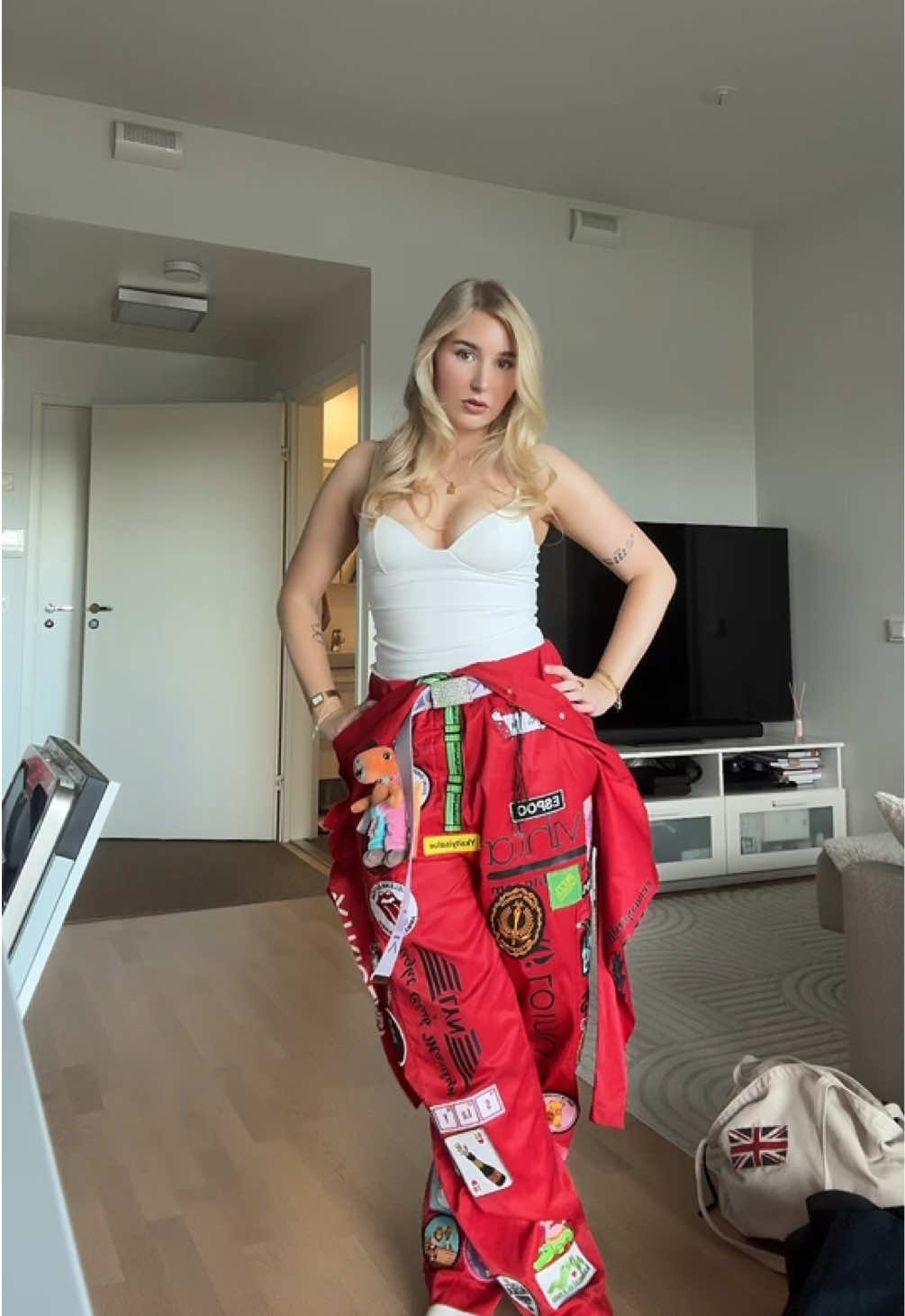@elsajeejee