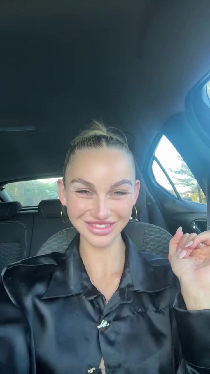 @lizahoffman_