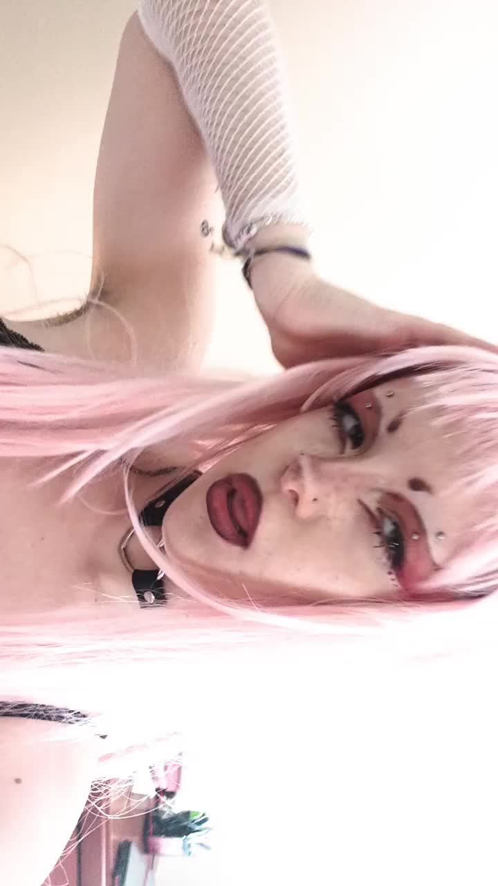 @ash :3
