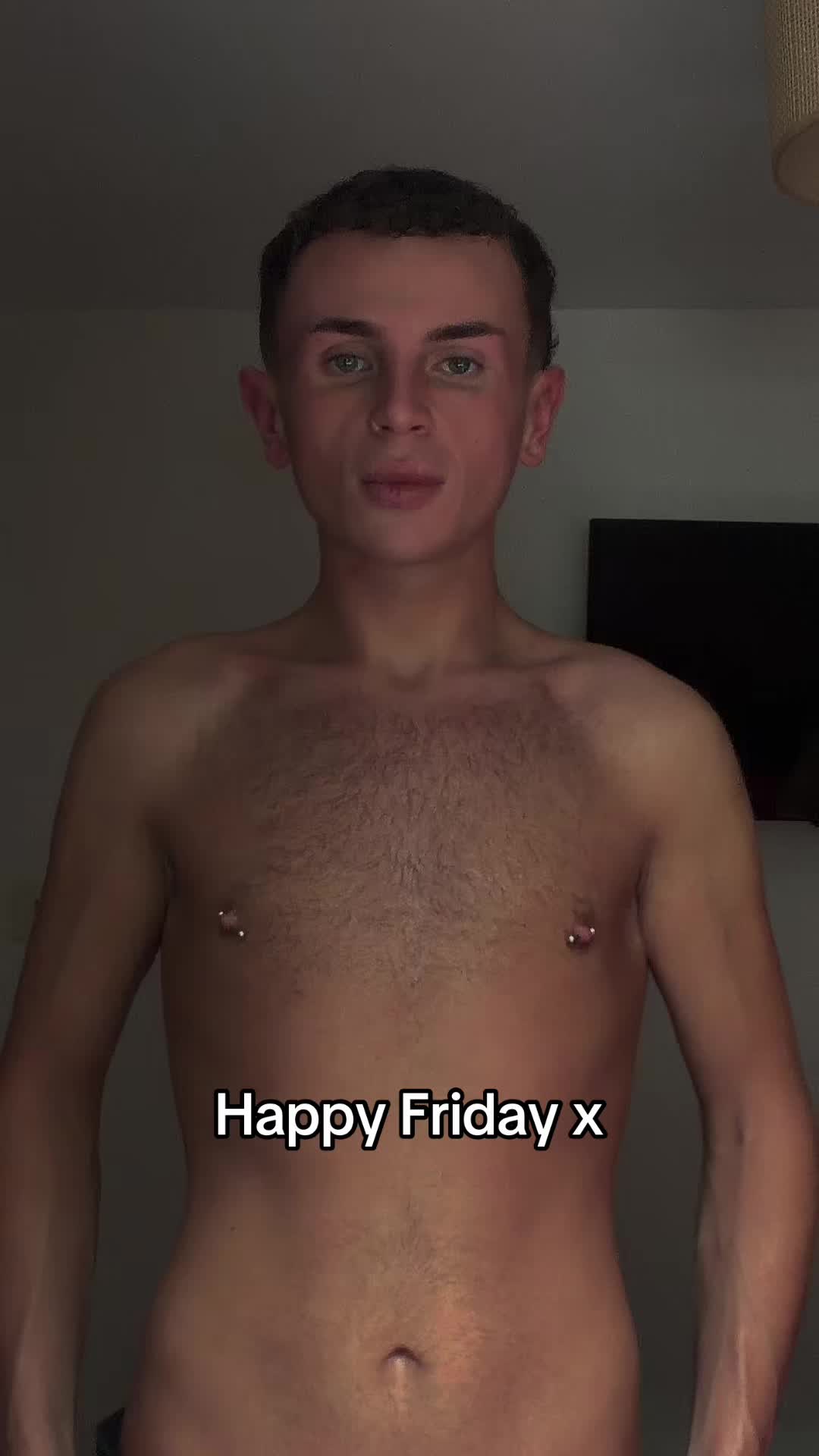 @MakeupAaron