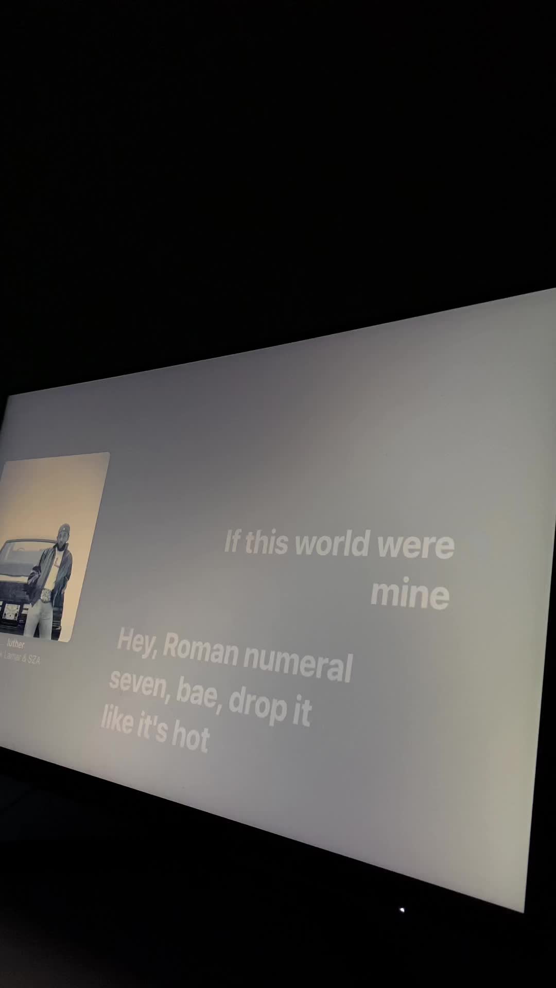 @applelyriccs