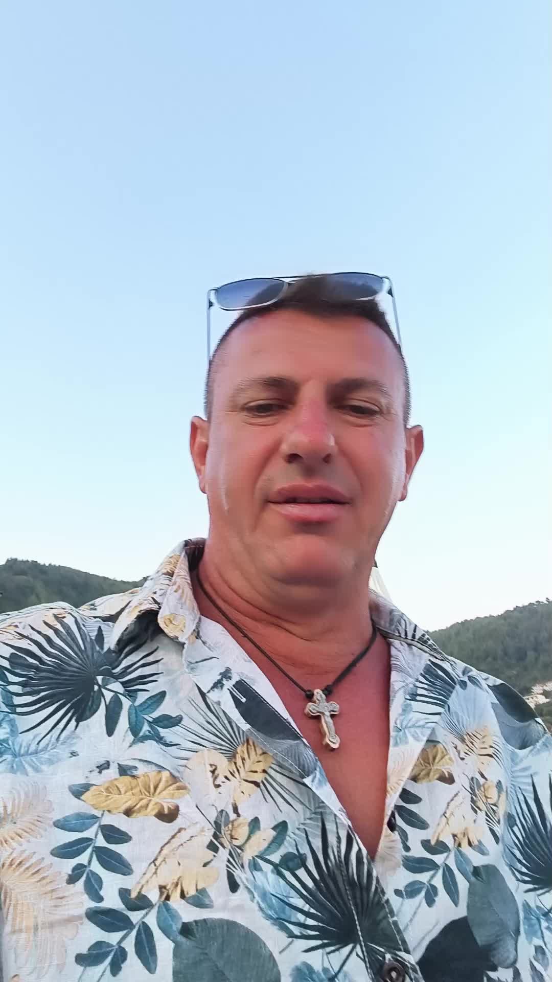 @Văru Nik