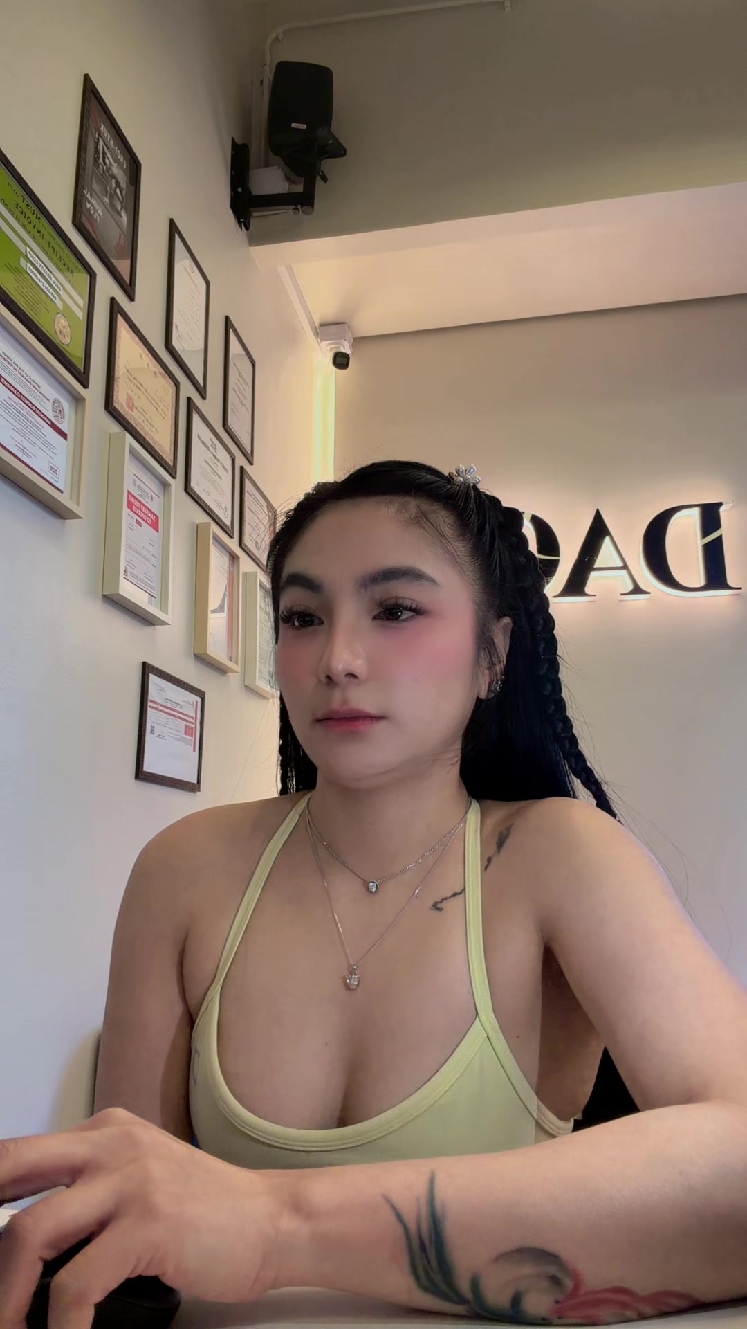@KEITHANN