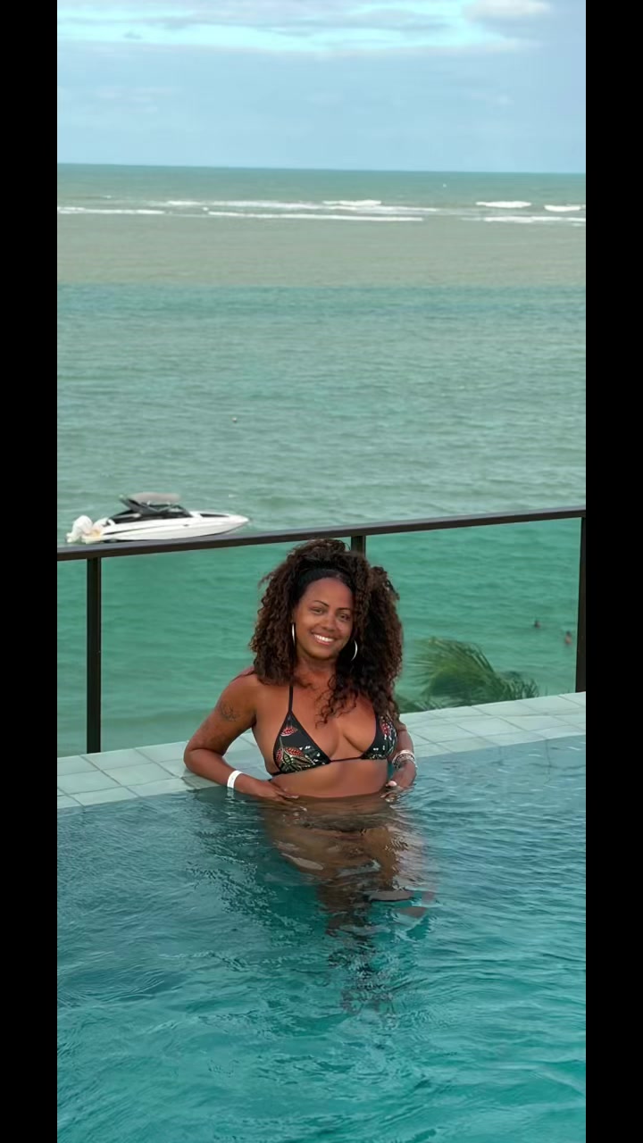 @NandaaAraujo