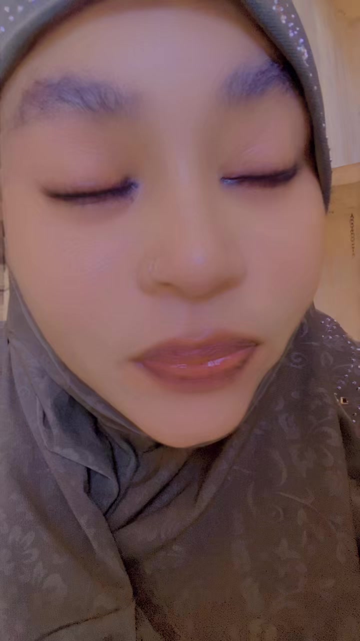 @cutenai06