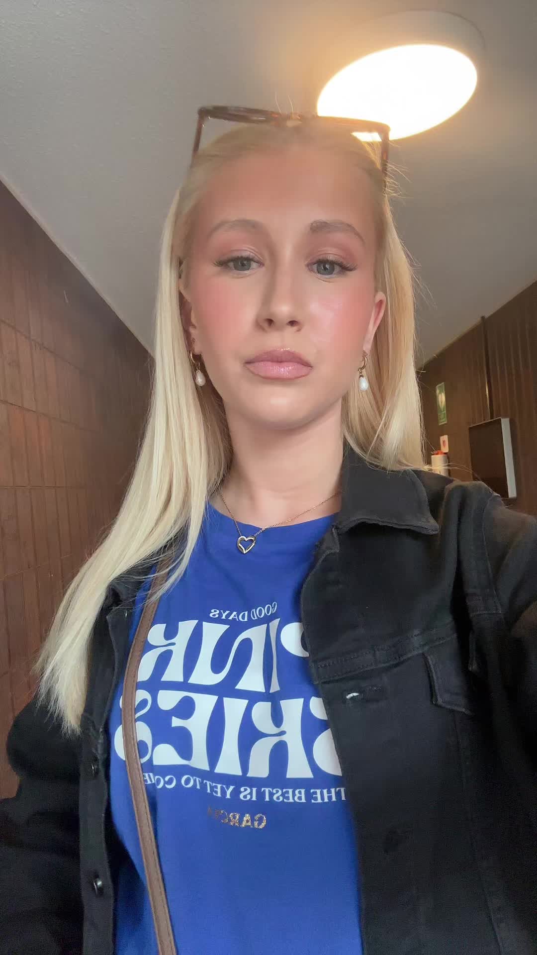 @dinrebecca1