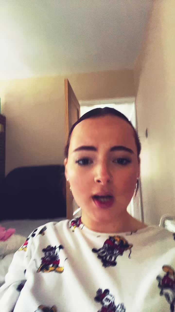 @𝐀𝐍𝐘𝐀~𝐋𝐎𝐔𝐈𝐒𝐀💛🫧