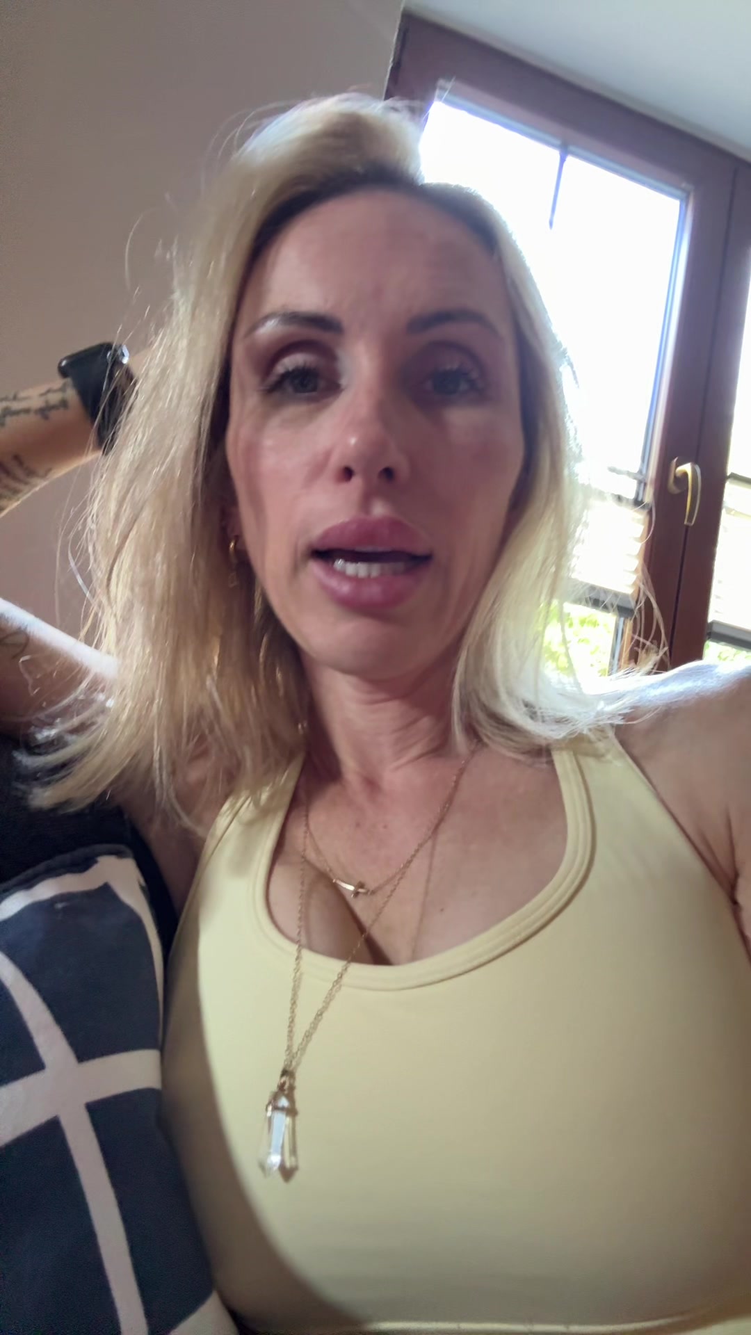 @Valentina