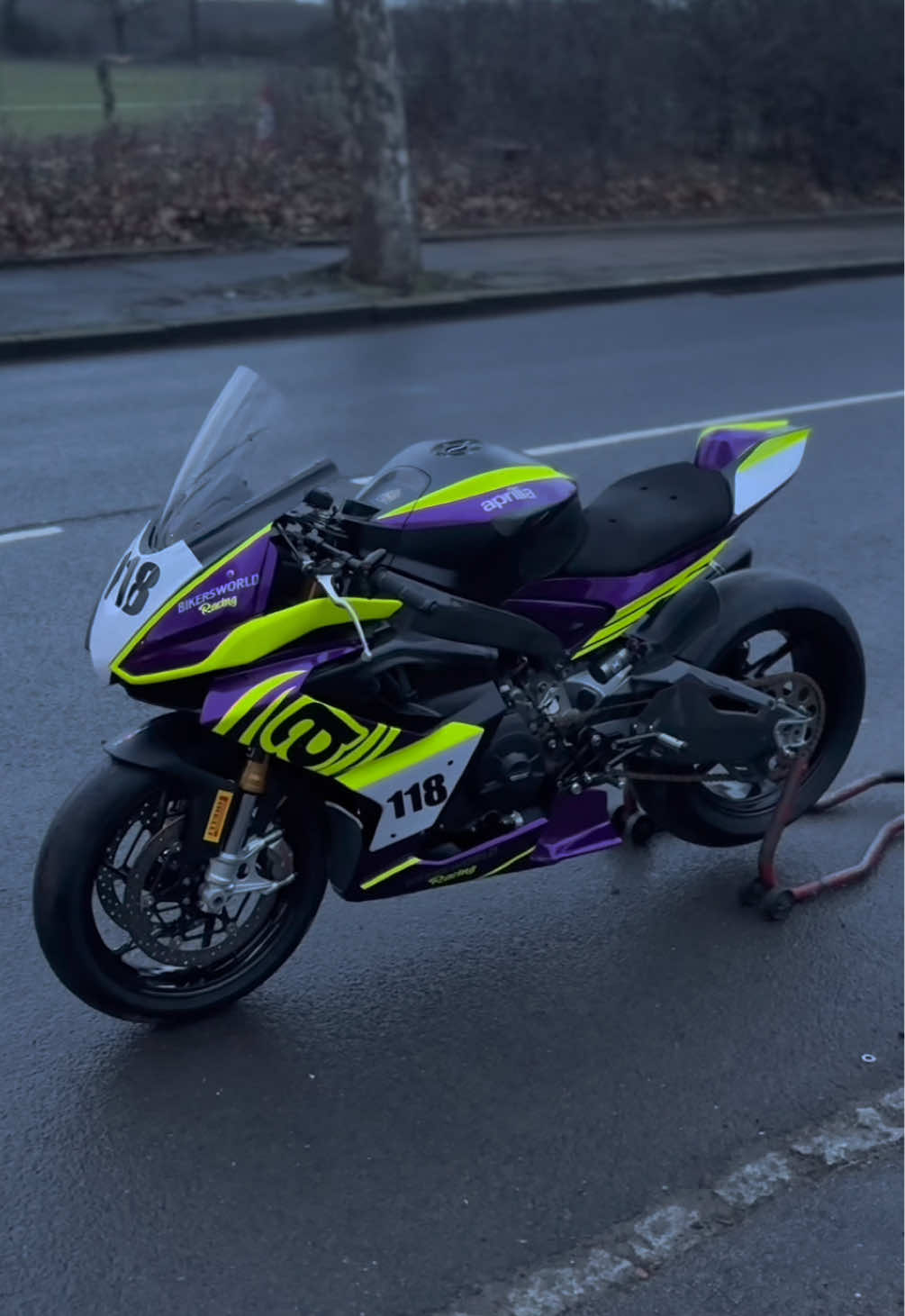 @theraceshackuk