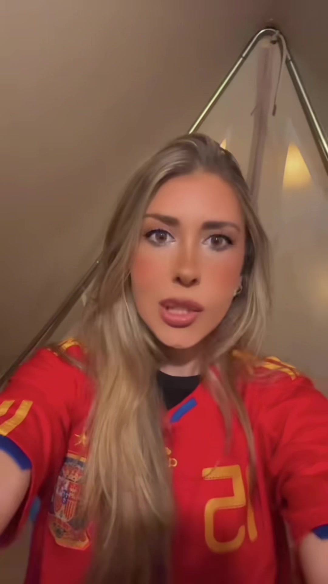 @Clara