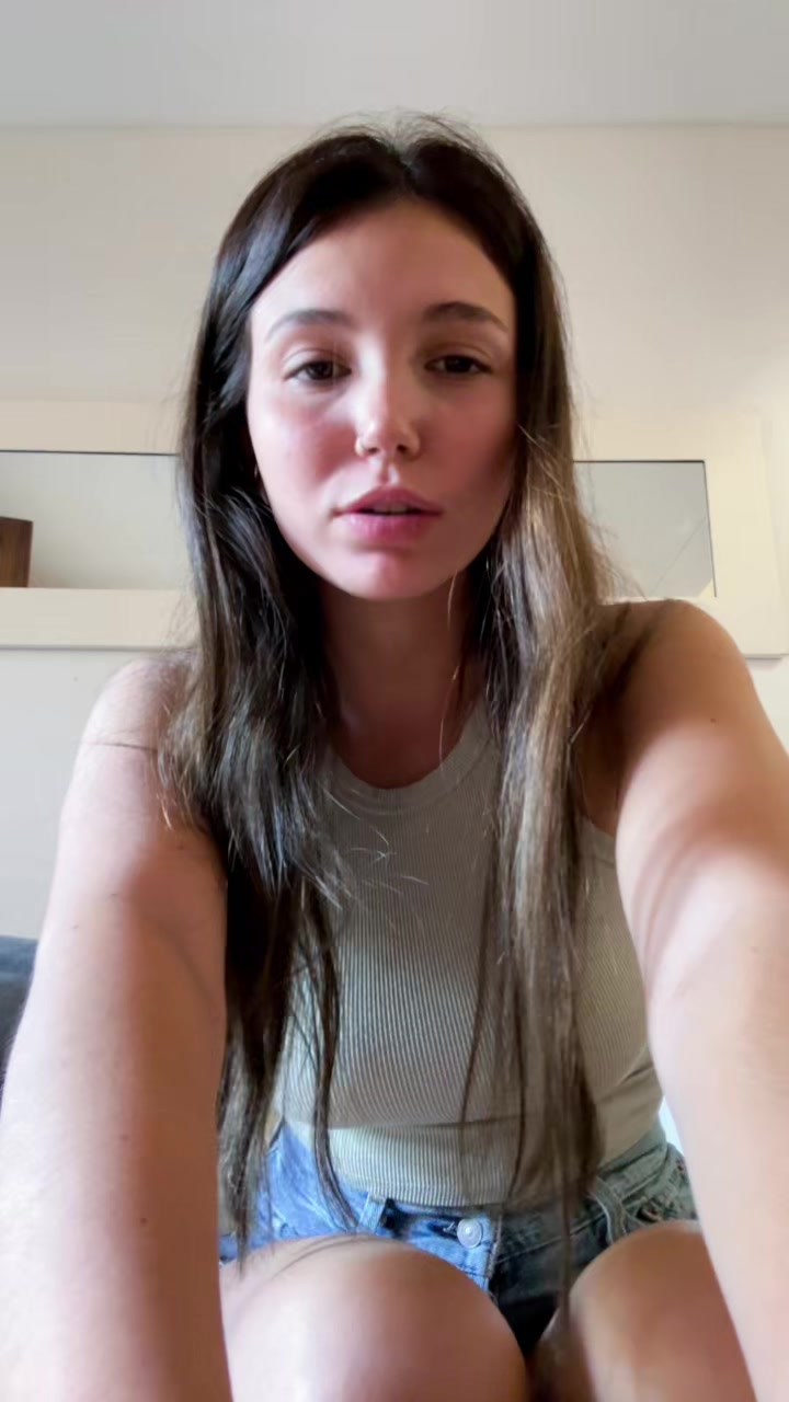 @manuela🪽