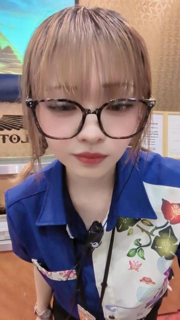 @れなれな