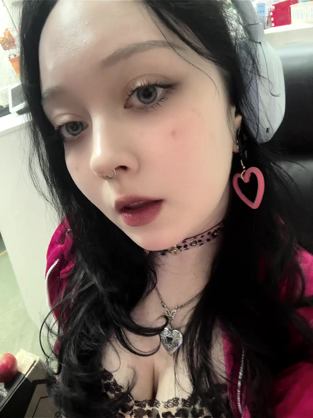 @Shinu_Sonozaki