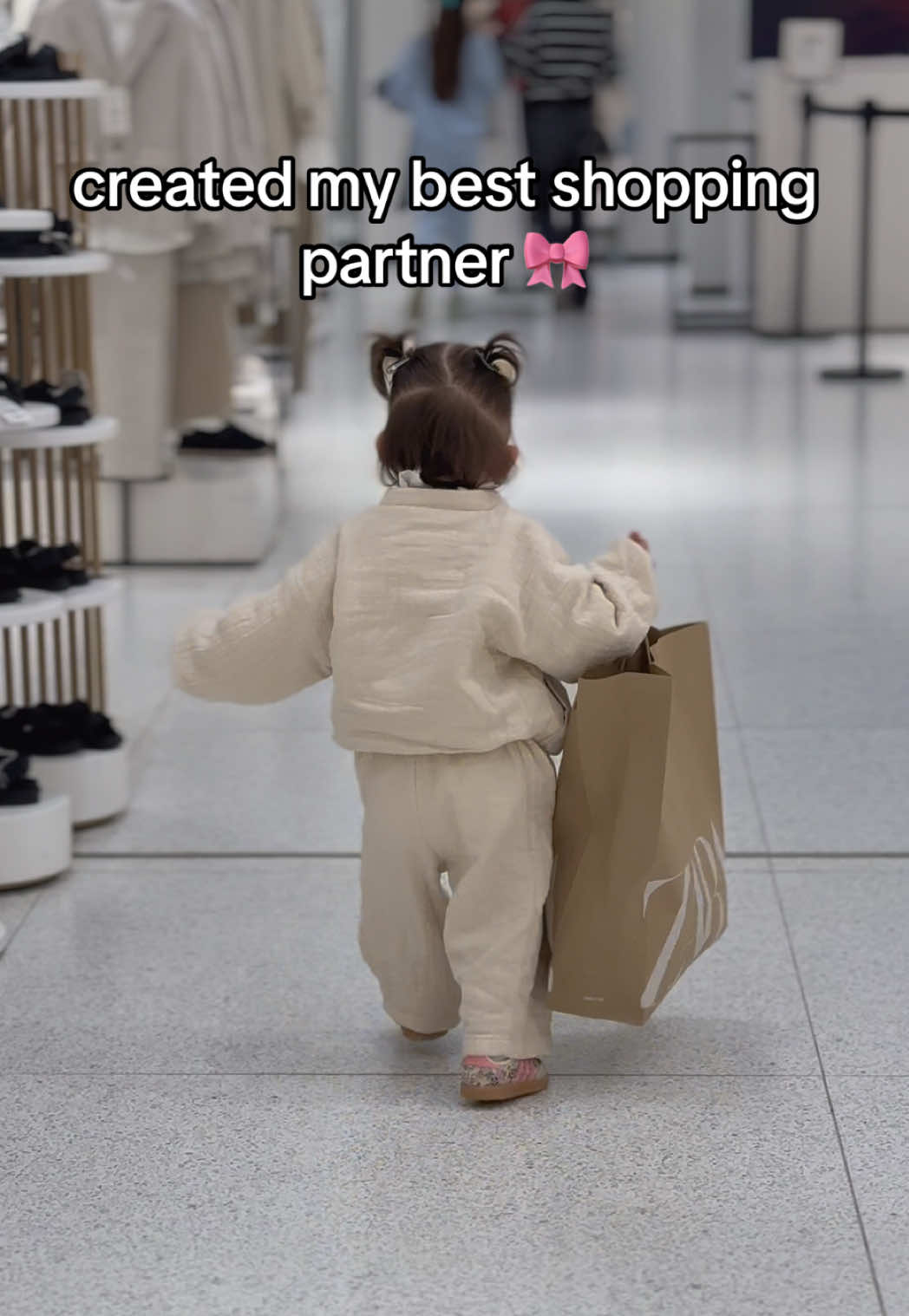 @MARGOT & MADDIE ♡
