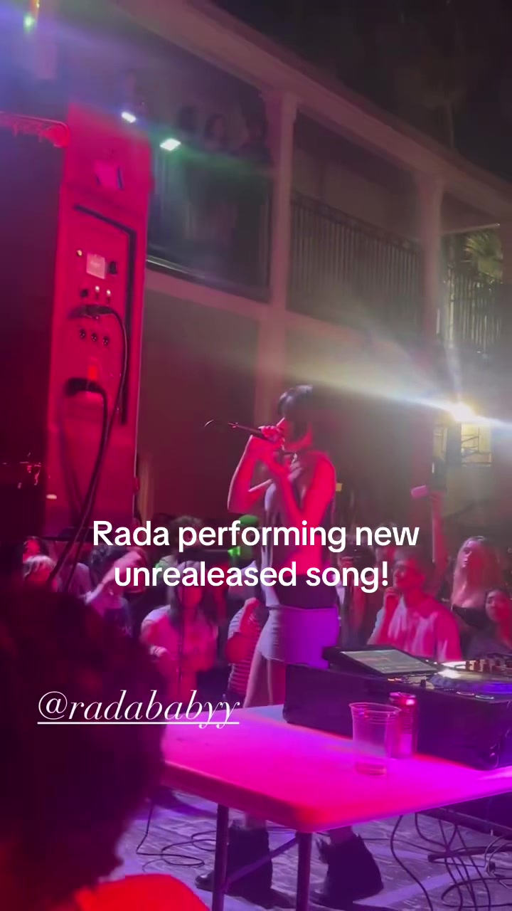 @radaxo