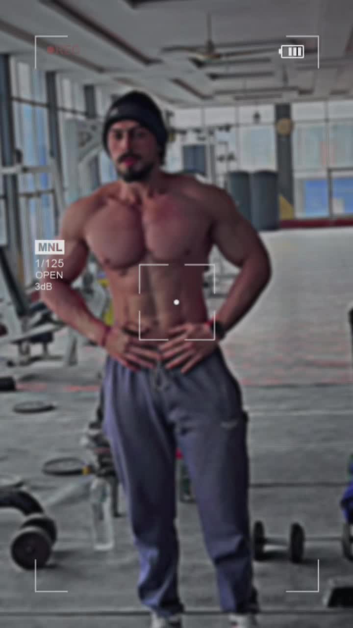 @daniyalkhan__7