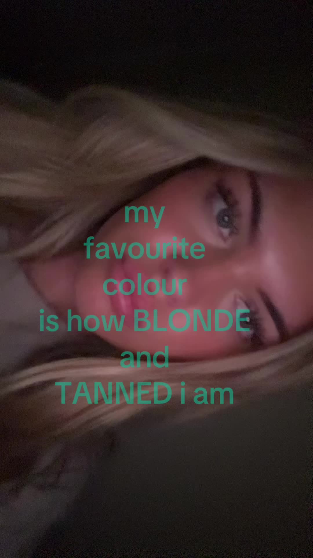 @hollyvjones