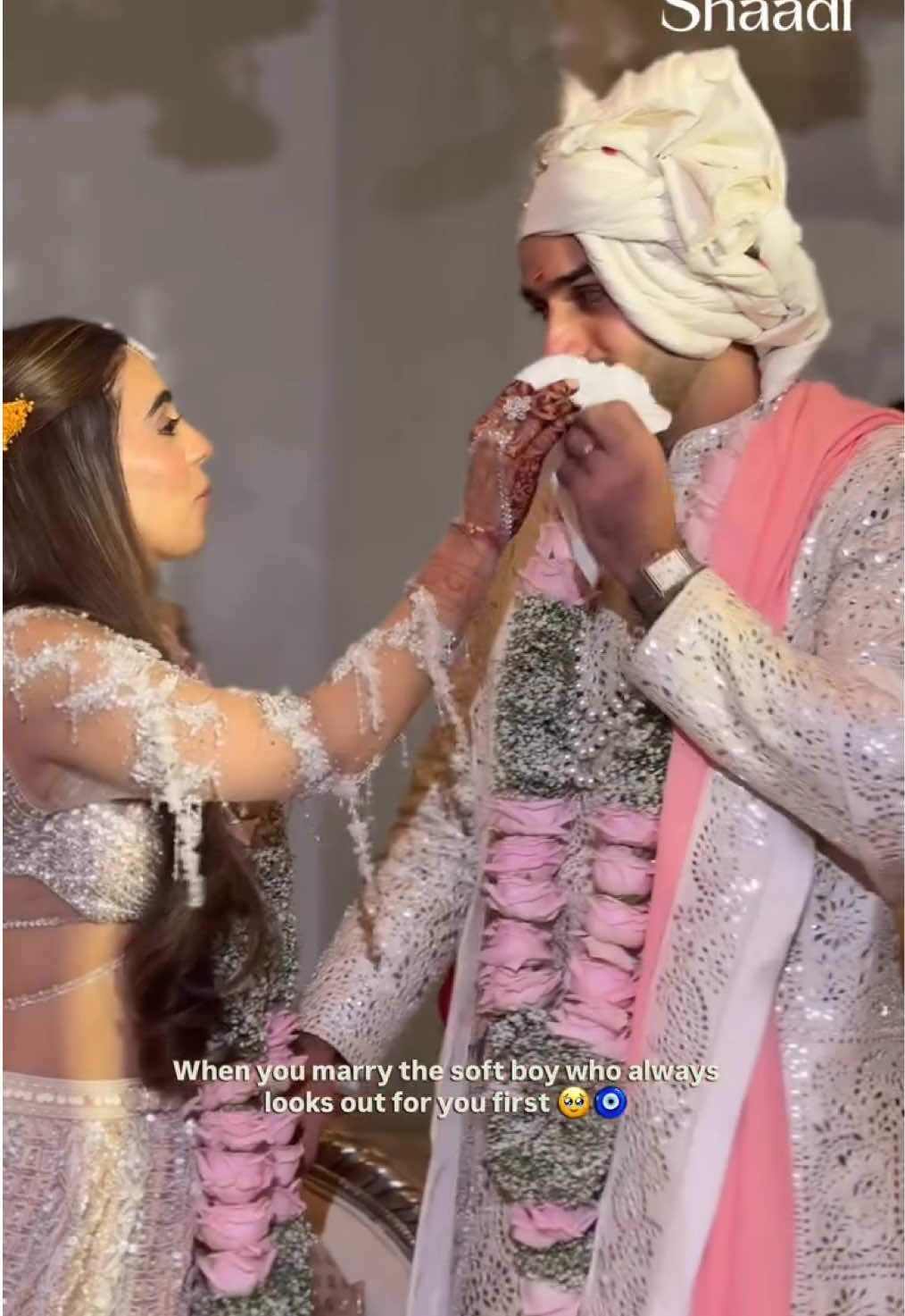 @AsianWeddingMagazine