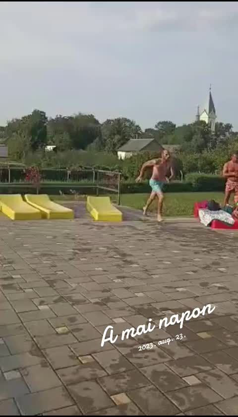 @Váradi Dávidné (Ditta)