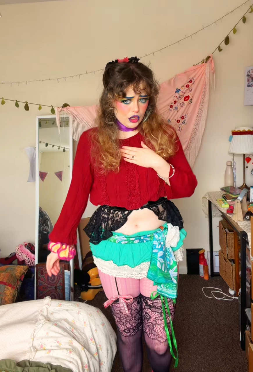 @Smolly