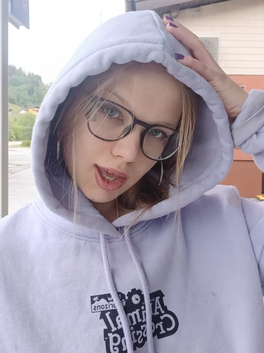 @menia.michelle