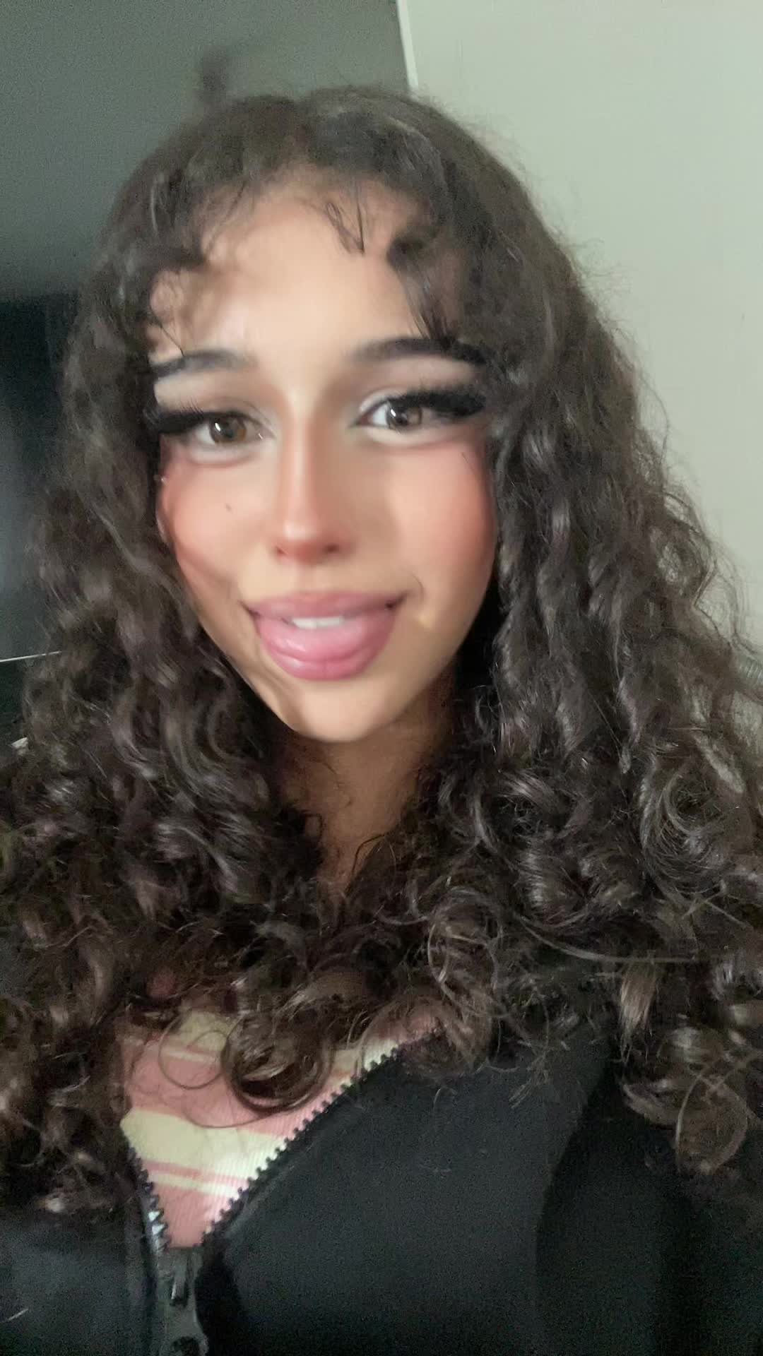 @hanaa