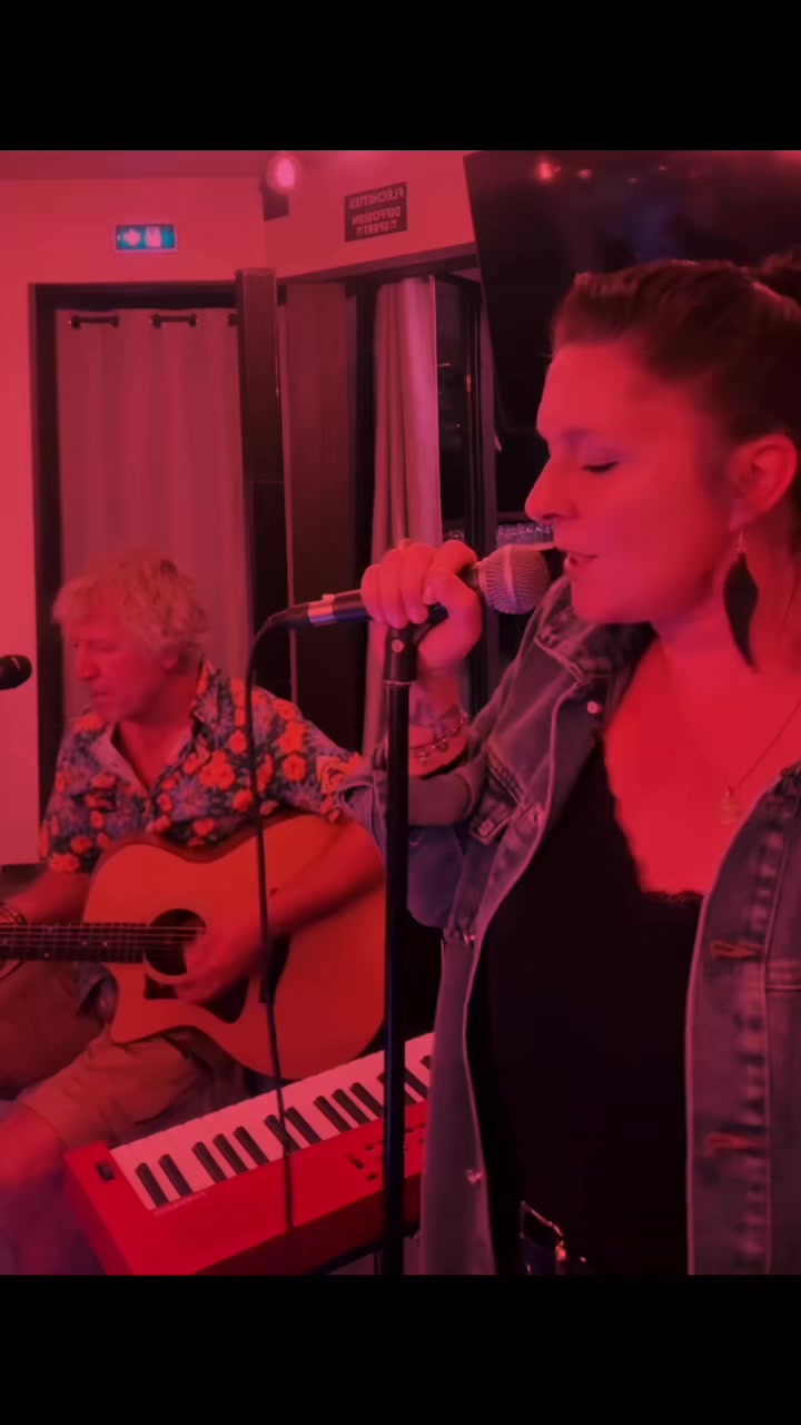 @Un ange o soleil chanteuse 🎼