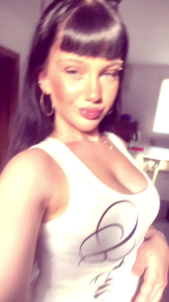 @fefè😵💫