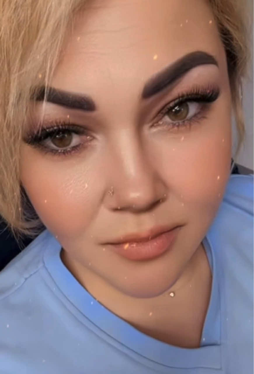 @𝒱𝒾💍𝓁𝒶 🇪🇪