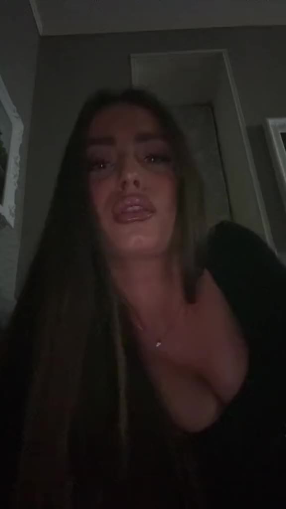 @Emanuela20
