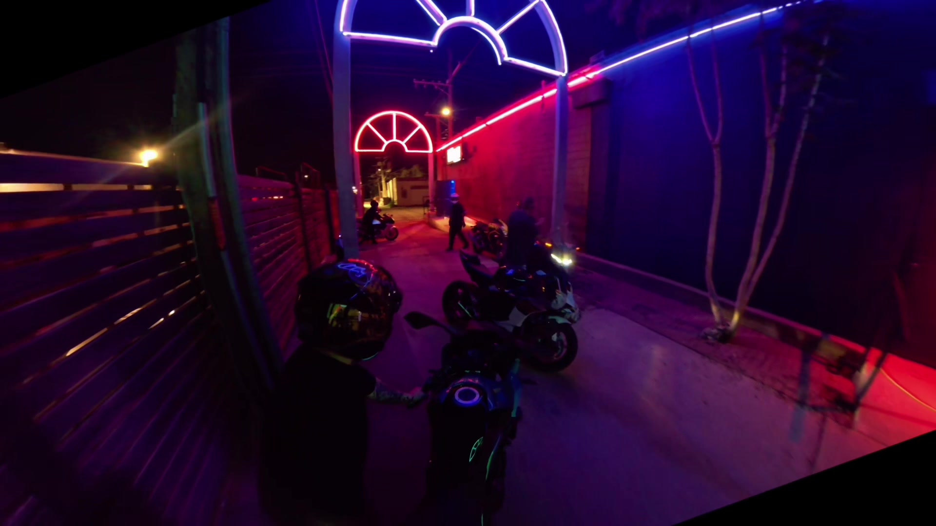 @LbkGsx8R
