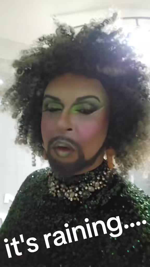 @Drag Divax