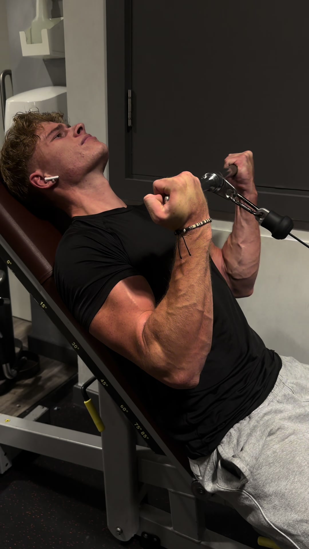 @henrylifts