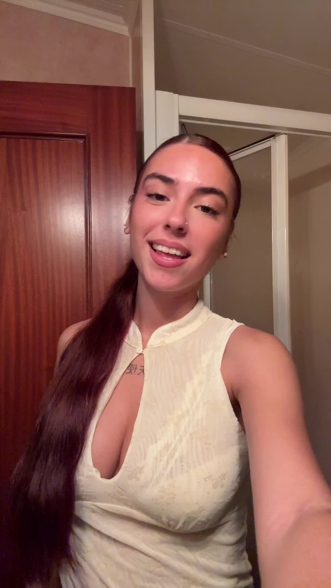 @Claudia Calvar