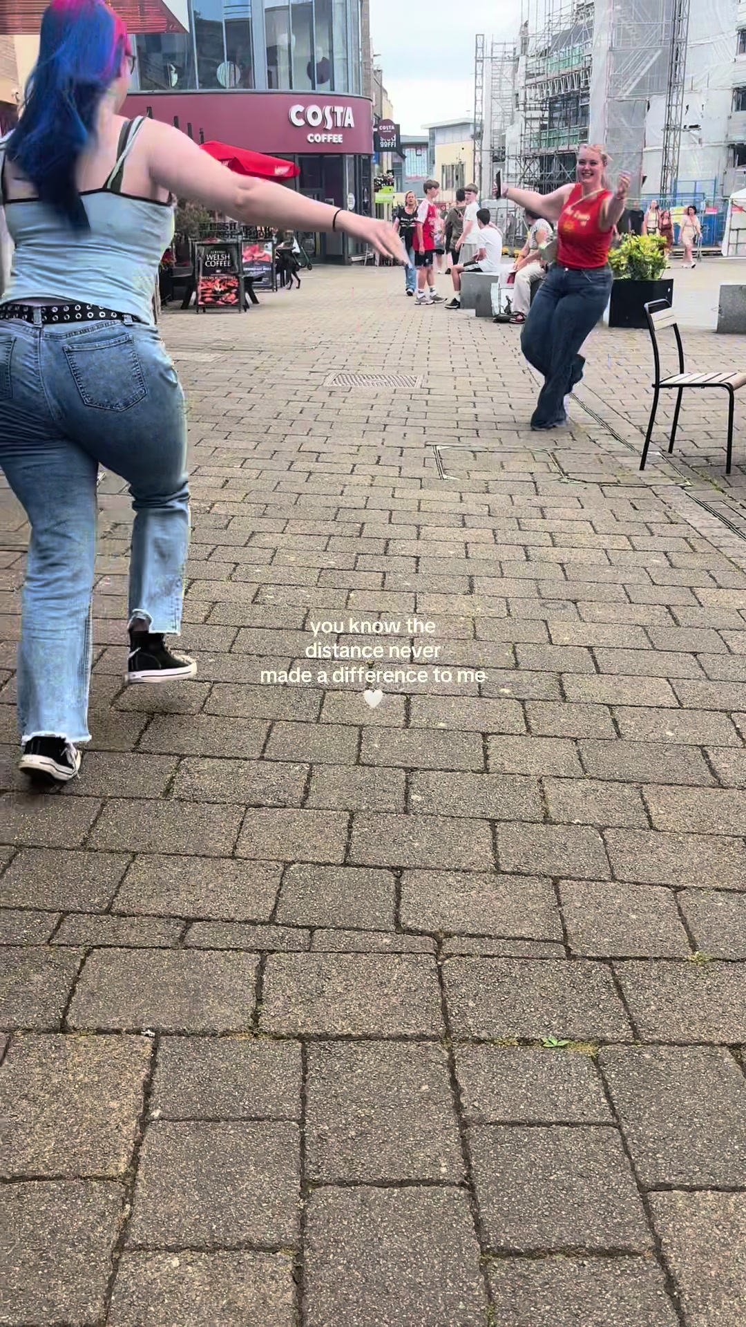 @️