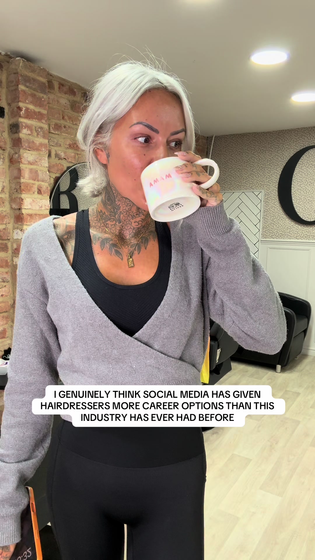 @HOLLY | RIO HAIR