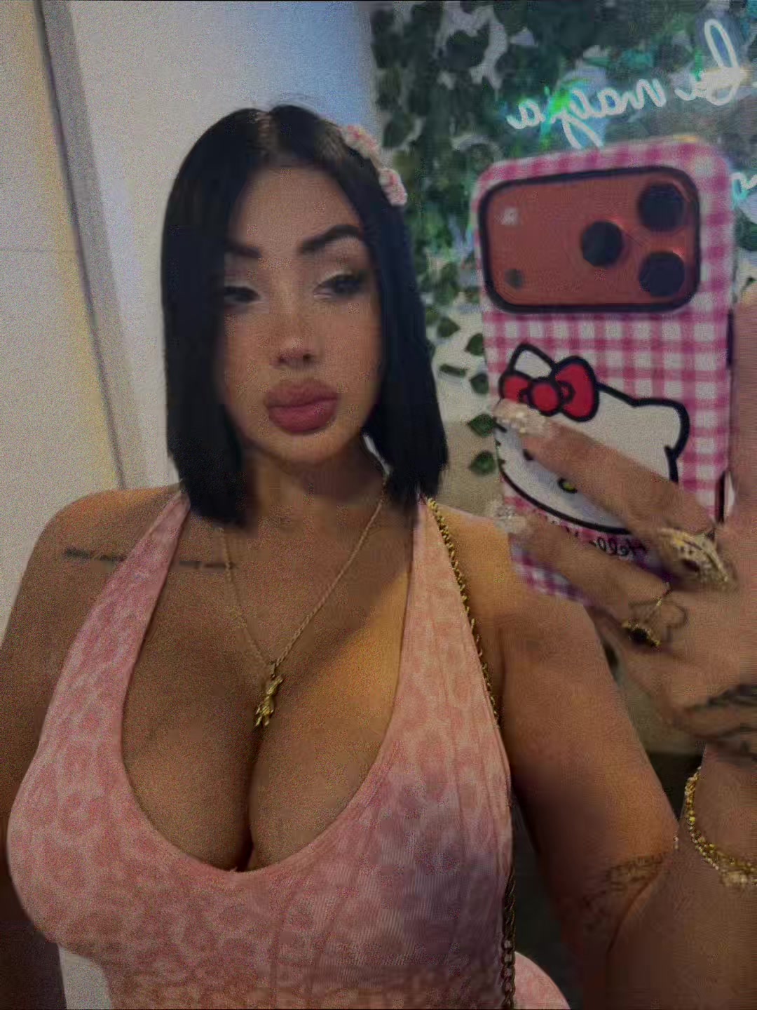 @Tania Tania